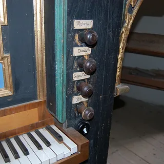 Registerzüge rechts