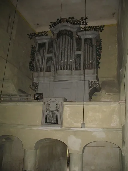 Organ in Kirtsch, photo 1