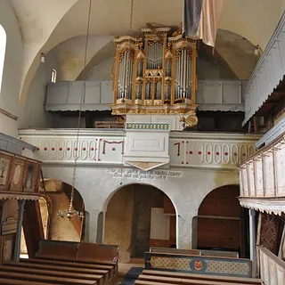 Orgel im Raum