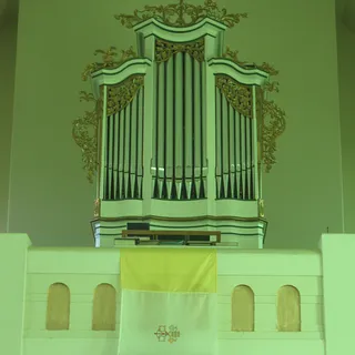 Orgel am neuen Standort in der Kirche St. Istvan in Covasna